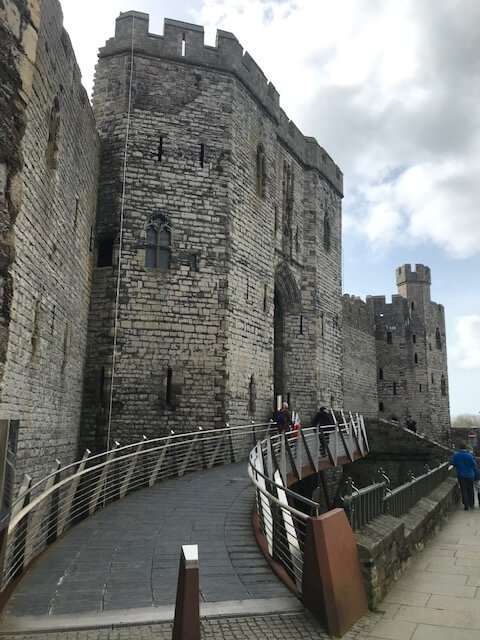 entrance to caernarfon castle