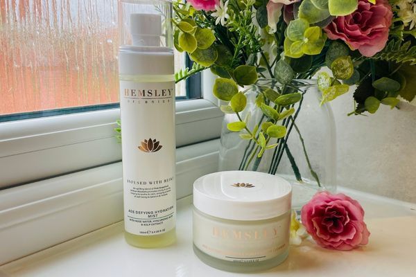 Hemsley Organics Hydration mist and cleanser