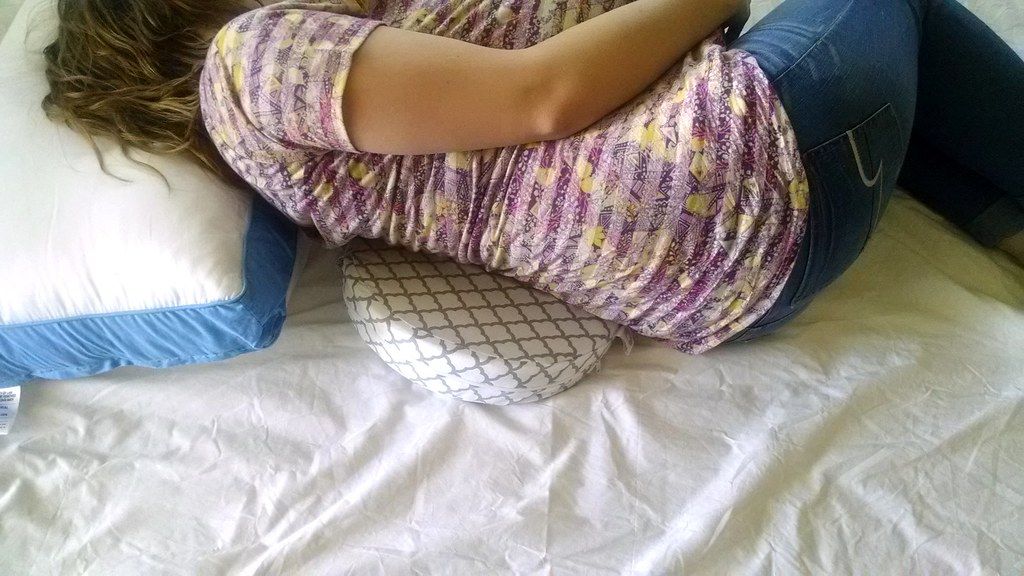 pregnancy sleep support